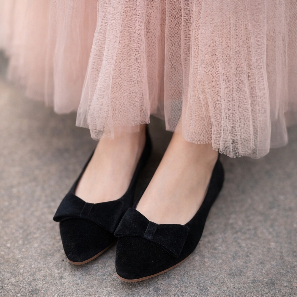 Elegant Black Velvet Bow Flats